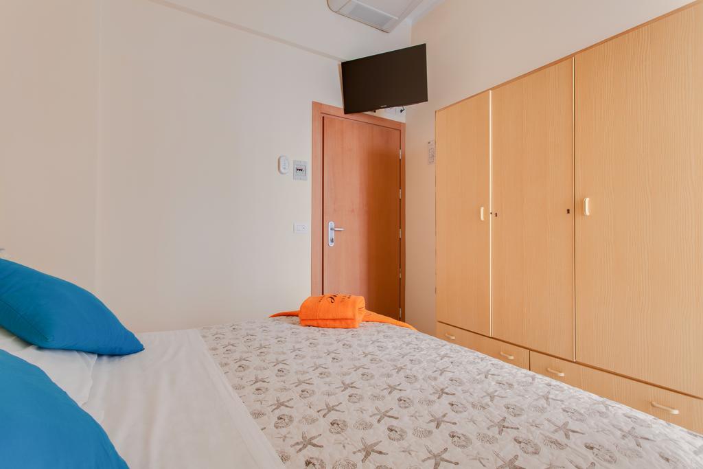 Hotel Giove Dipendenza Hotel Fiamma Cesenatico Exterior photo